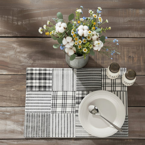 Farmstead Black Quilted Placemat Set of 2-Lange General Store